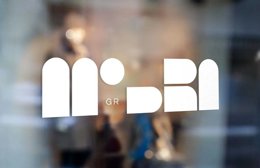 Modrn GR Pres 180208 1 BR 2 21