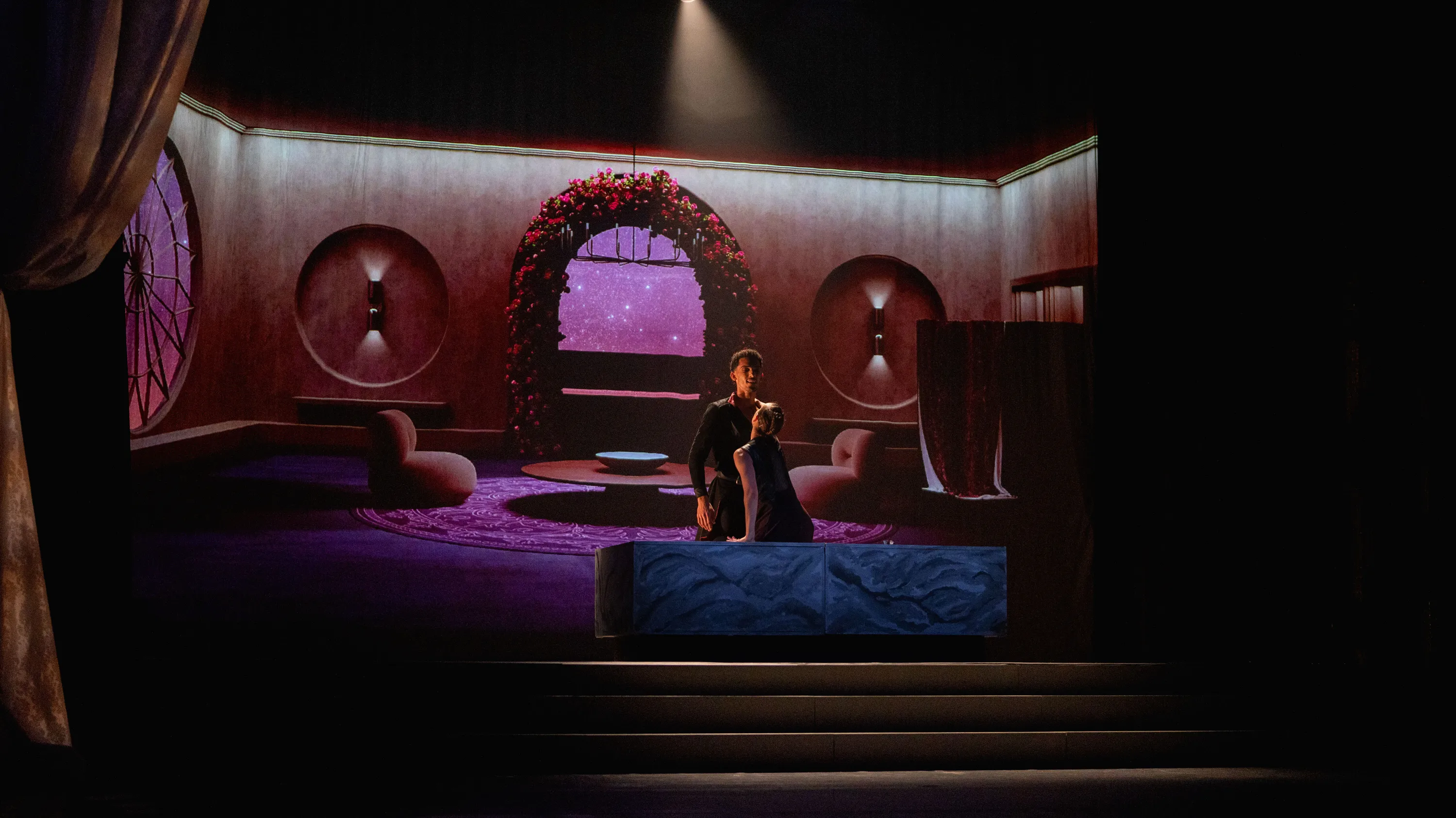 Capulets Act2 Scene2 Her Bed Chamber