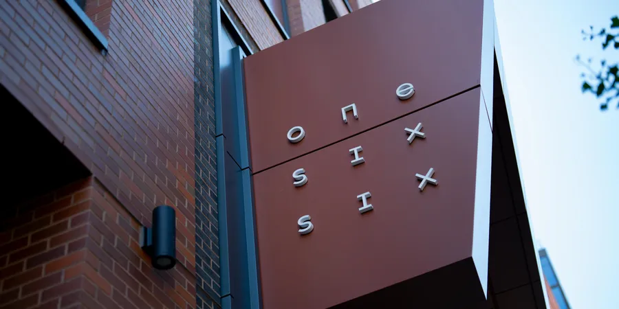 Span One Six Six Exterior Sign1